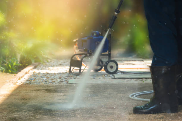 Best Playground Equipment Cleaning  in North Middletown, NJ